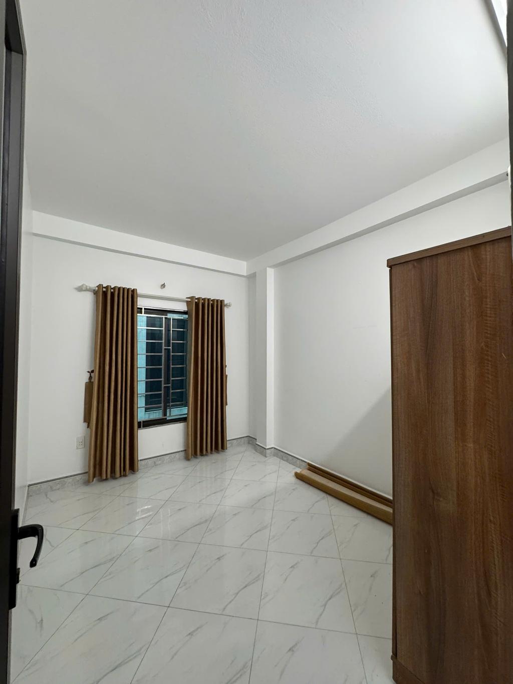 NHÀ ĐẸP - Ở NGAY – LÀNG CỔ ĐÔNG NGẠC - BẮC TỪ LIÊM - GẦN Ô TÔ TRÁNH.